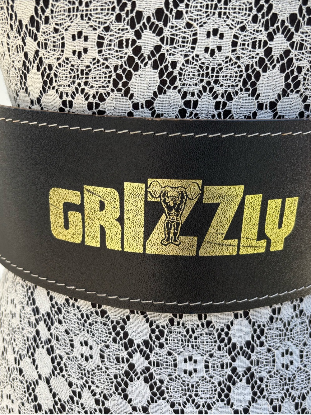 Grizzly Leather Weightlifting Belt - Size Small (Made in Canada)